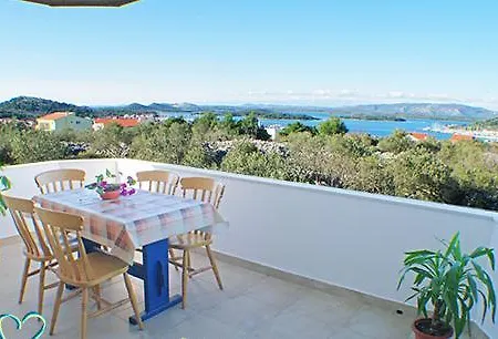 Put Slanice 4+1 - Id:659 Apartamento Murter