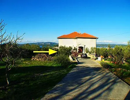 Put Slanice 4+1 - Id:659 * Murter