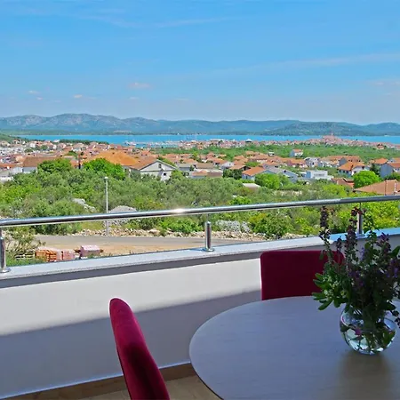 Put Slanice 4+1 - Id:659 Murter