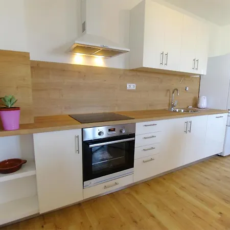 Put Slanice 4+1 - Id:659 Apartment *
