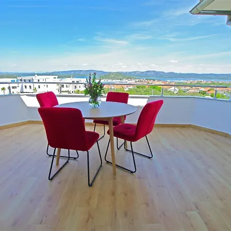 Apartment Put Slanice 4+1 - Id:659 Murter